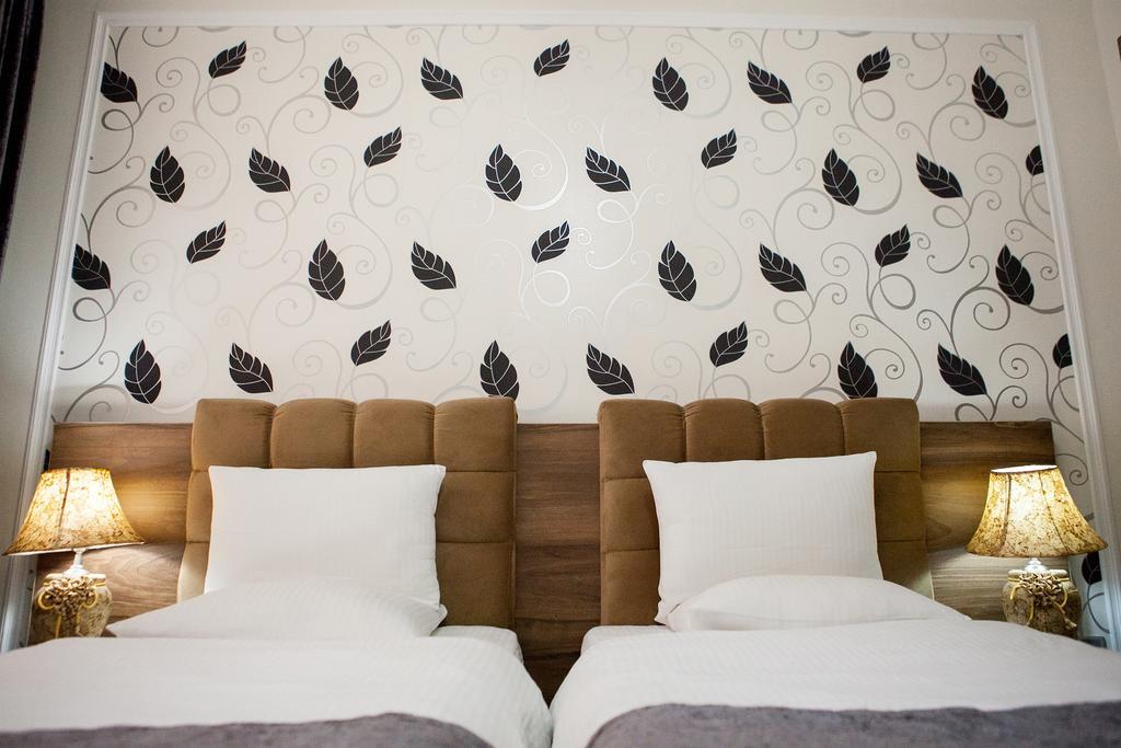 Issam Hotel&Spa Şǝki Buitenkant foto