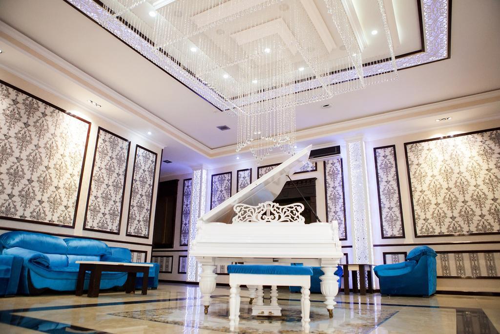 Issam Hotel&Spa Şǝki Buitenkant foto