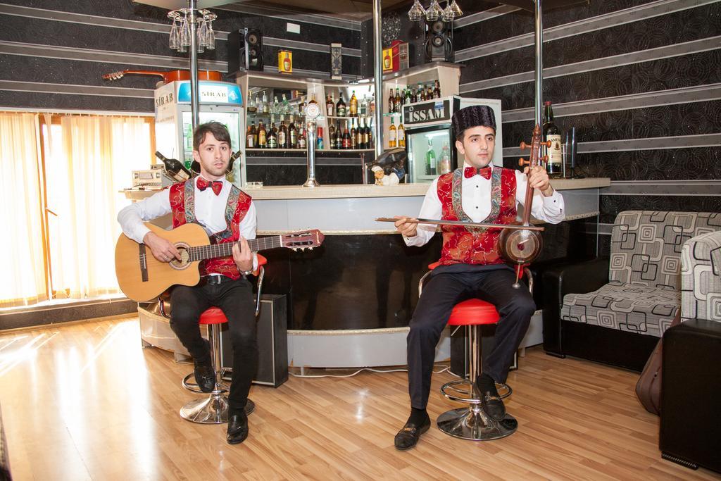 Issam Hotel&Spa Şǝki Buitenkant foto