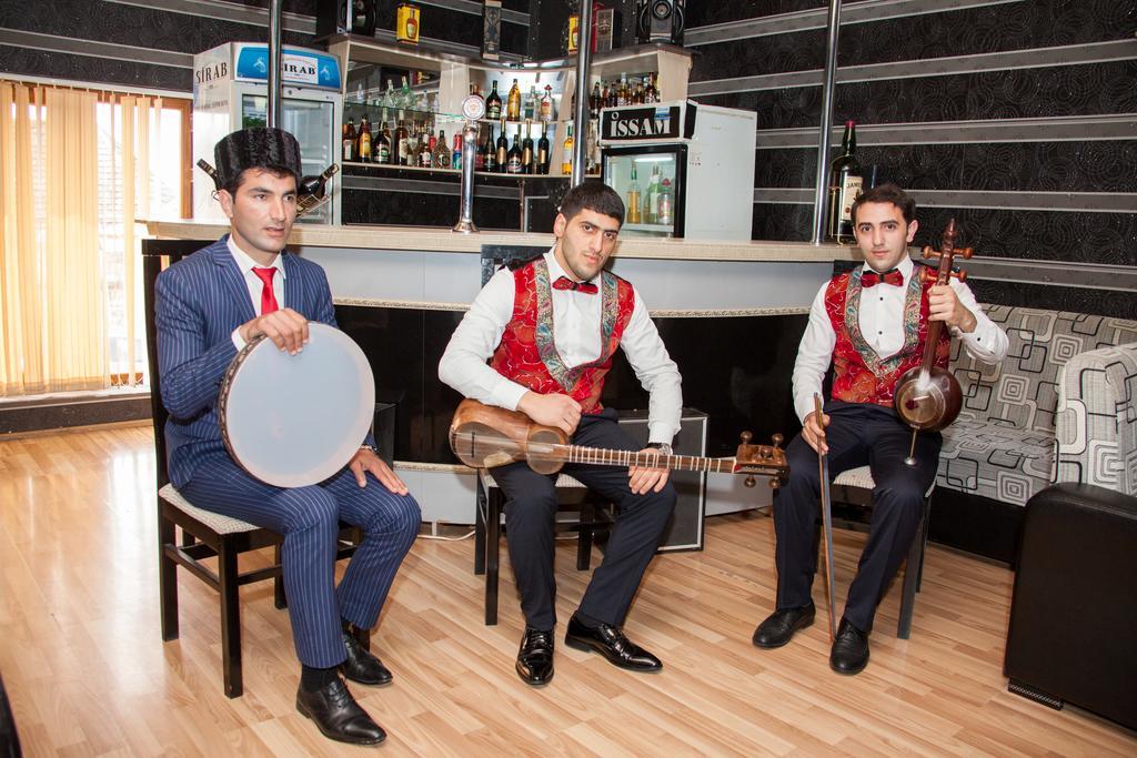 Issam Hotel&Spa Şǝki Buitenkant foto